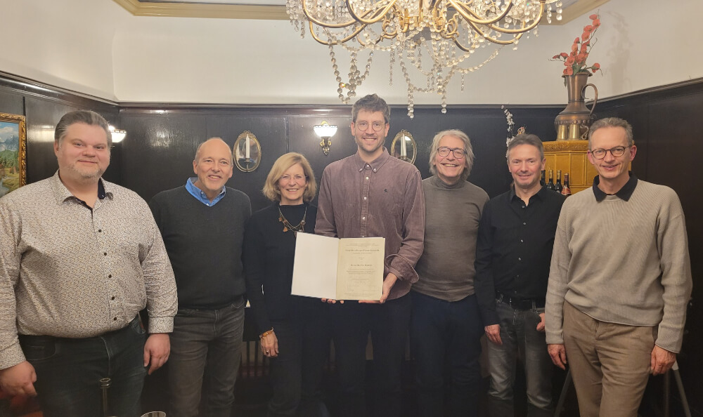 Group picture of all ceremony attendees